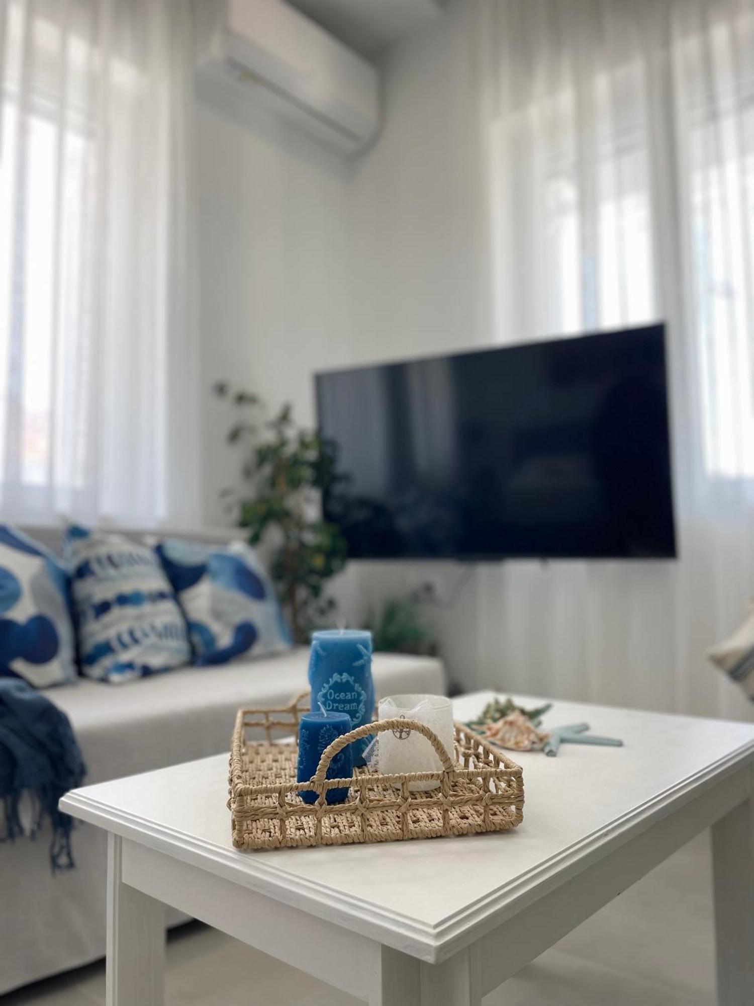 Kyma Luxury Suite Kiáton Eksteriør billede
